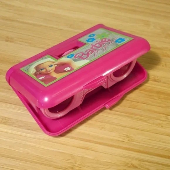 Retro Barbie Binoculars Collectible - Picture 3 of 9